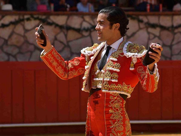 Desorej� a su primero