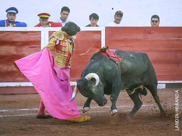 Hugo Granados, zapatillas firmes
