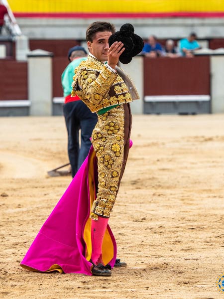 Joel, ovaci�n en su primero
