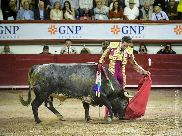 Todo en los medios, con ritmo y suavidad