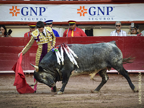 Pr�logo en el tercio