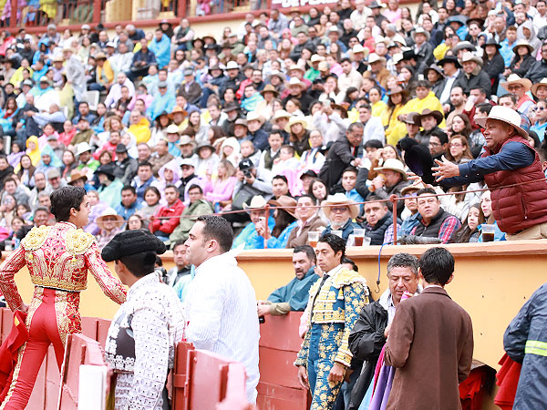 Brindis al Alcalde Javier Rivera