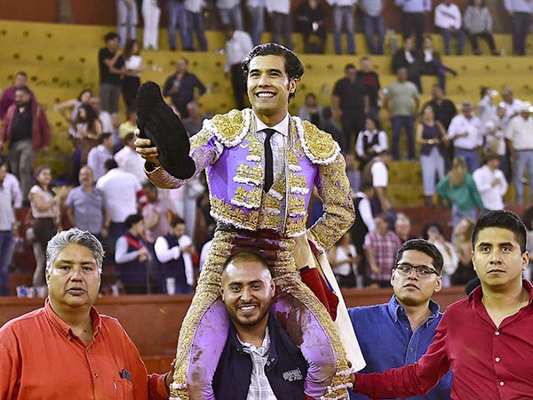 Diego San Rom&aacute;n sale a hombros en San Luis