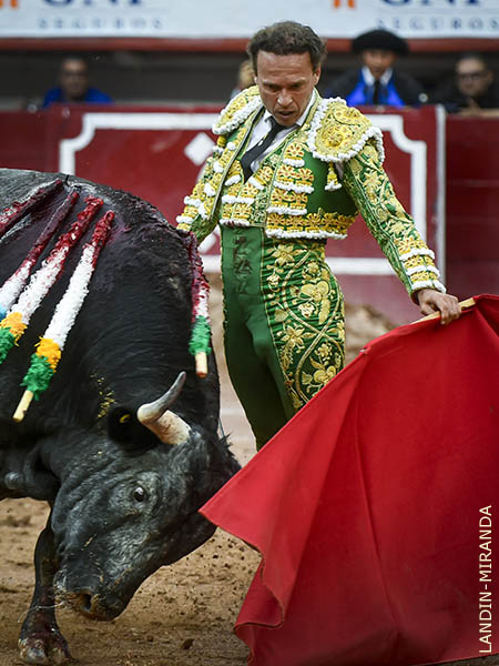 El torero extreme�o lo tore� por nota