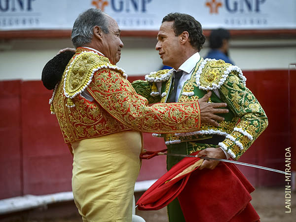 Brindis al compa�ero de mil batallas