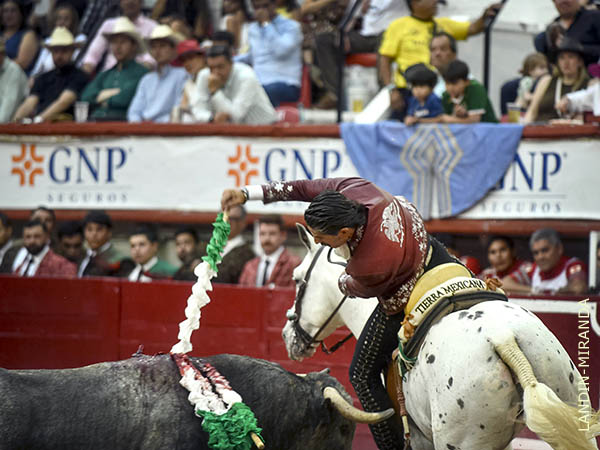 Trepidante oficio a lo charro