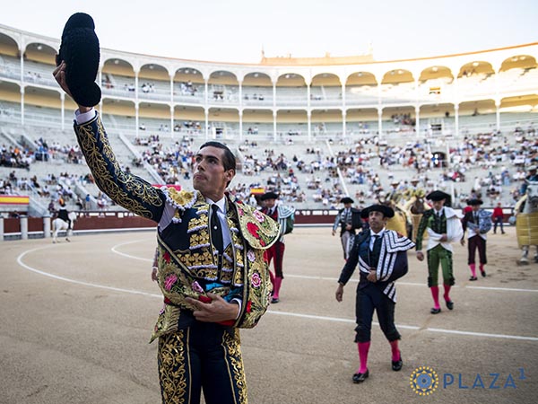 Saludo a la presidencia