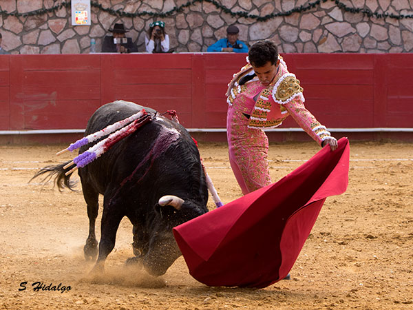 Leo Valadez, buena tarde