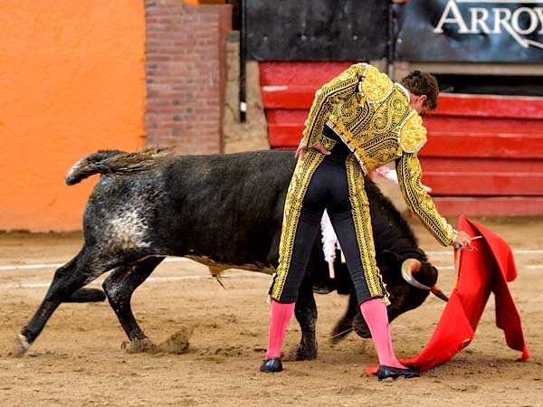 intentando por derecha