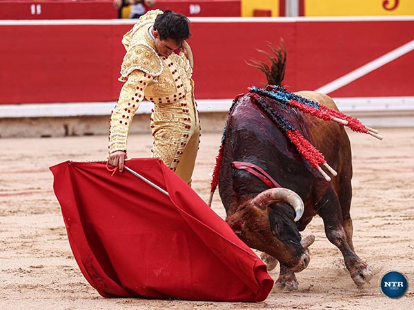 Por lo bajo
