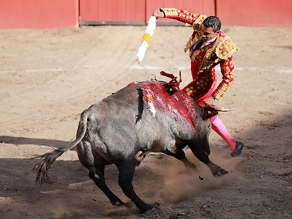 Gerardo Rivera gran banderillero