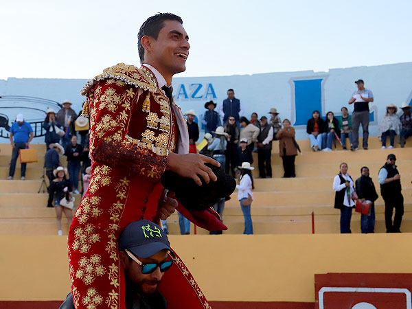 Gerardo Rivera triunfa en Atltzayanca