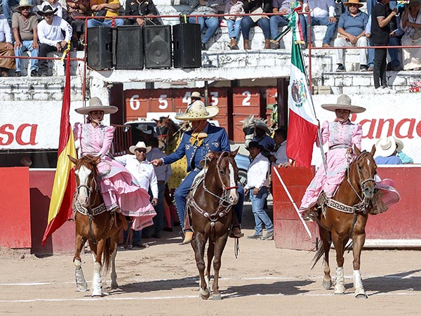 Abriendo el pase�llo
