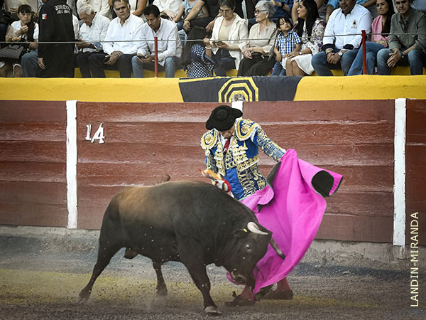 Antonio despach� al sexto