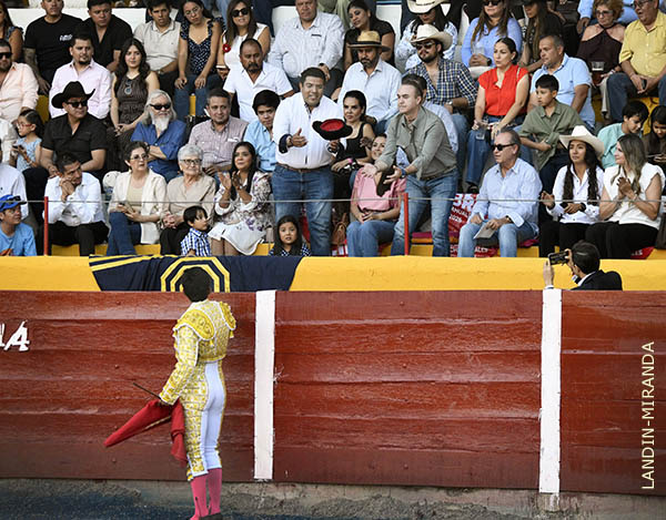 Brindis a Luis Alberto y al alcalde