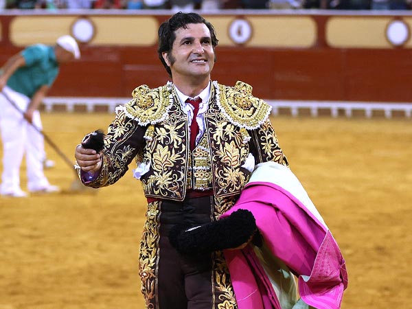 Un trofeo para Morante