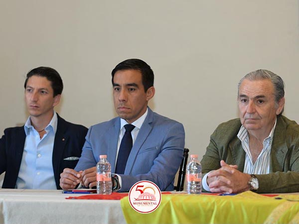 Matadores con Jos� Miguel Llaguno