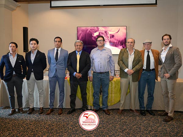Gran feria por el 50� Aniversario