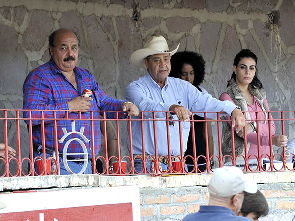 Los Ram�rez, de visita en Sierra Brava