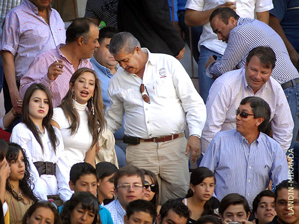 Llegando a la barrera en la Centenaria