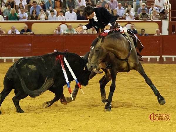 Mordisco en el pit�n