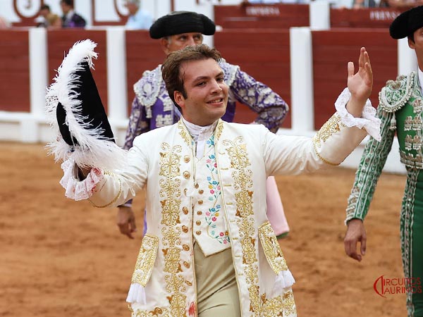 Vuelta al ruedo en su segundo