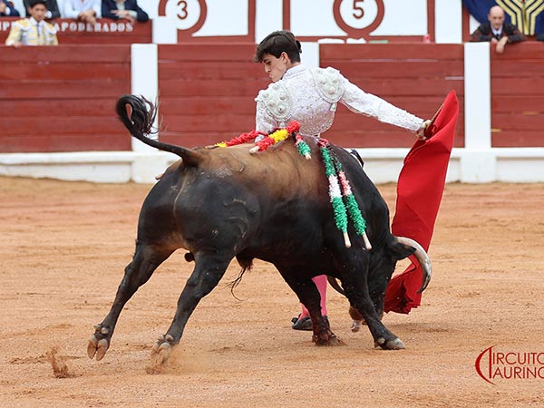 Cambiado por la espalda