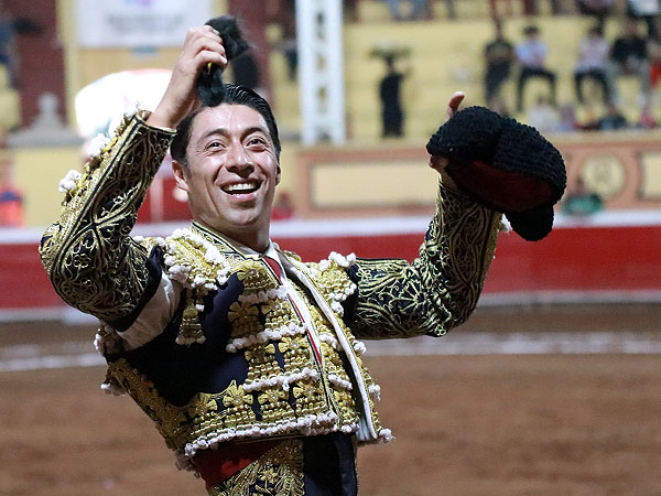 La primera del festejo