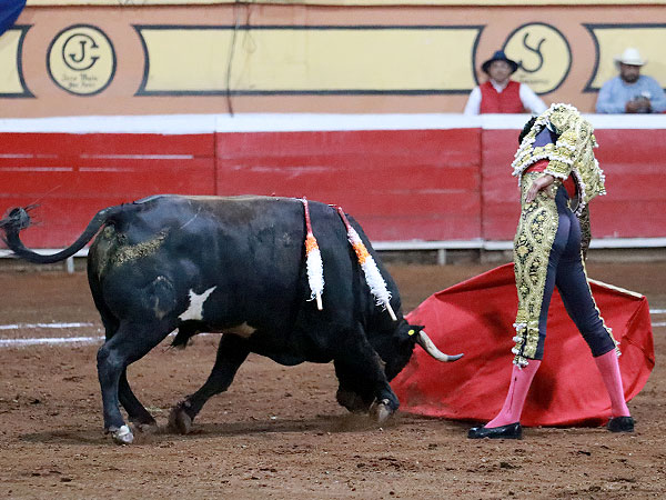 Corriendo la mano