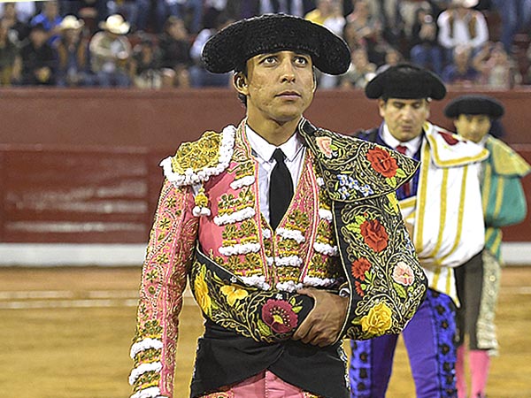Leo Valadez