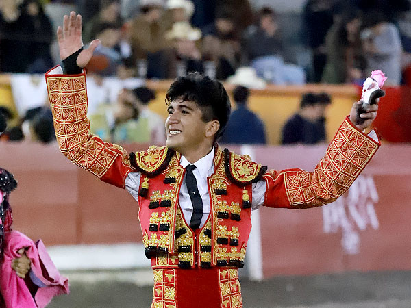 Gran triunfador del primer festejo