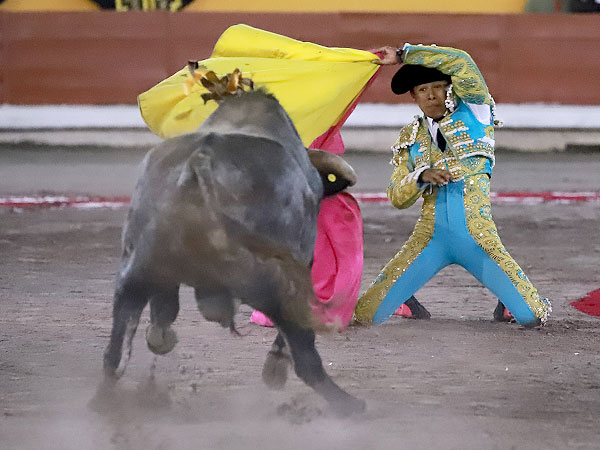 Omar Mora primer participante