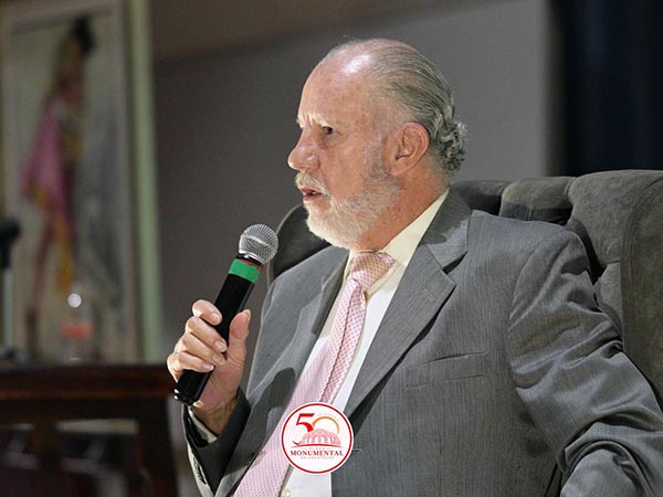 Charla de Manolo Arruza
