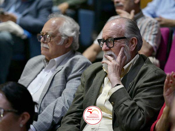Juan Enr�quez en el auditorio