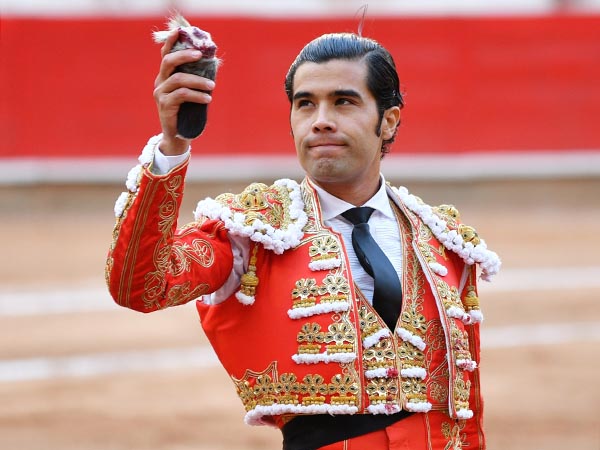 Trofeo para Diego