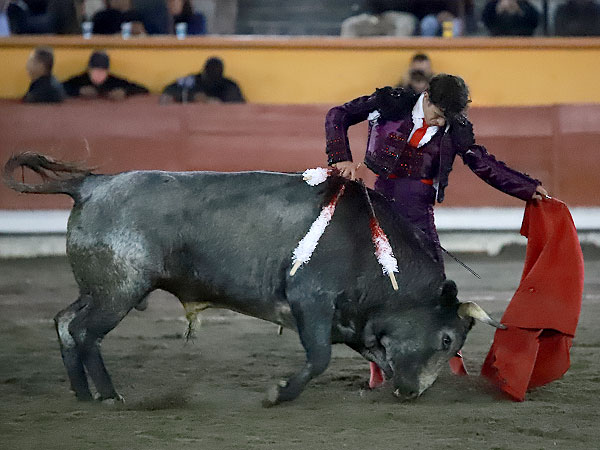 Encajado y con temple