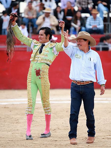 Con el Mayoral de Santo Tom�s