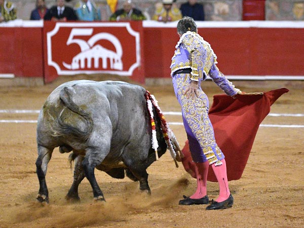 La faena de Escribano