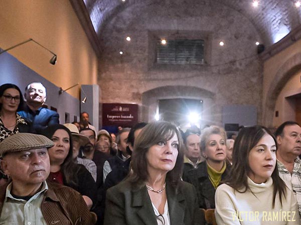 En la charla y las entrevistas