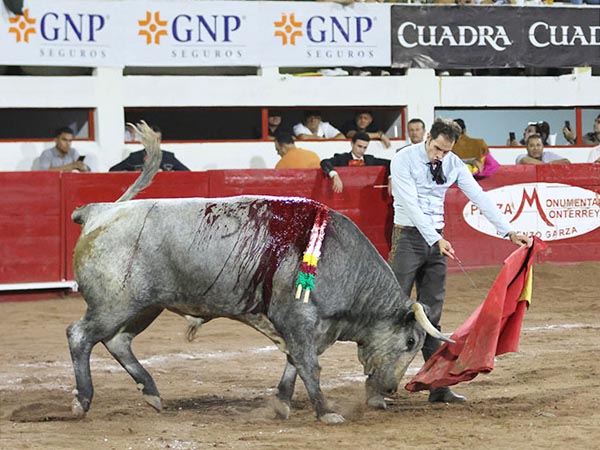 Arturo dio cuenta del regalo