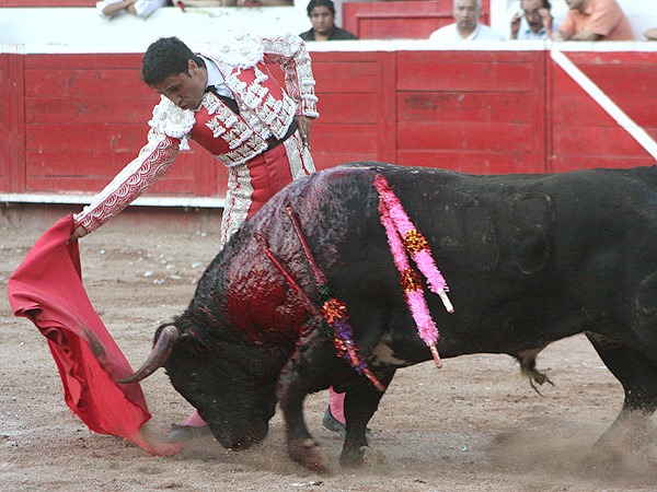 Gran tarde de Alberto Espinoza