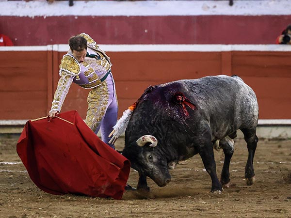 Arqueando el cuerpo