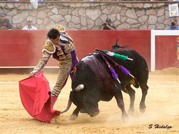 Por derecha