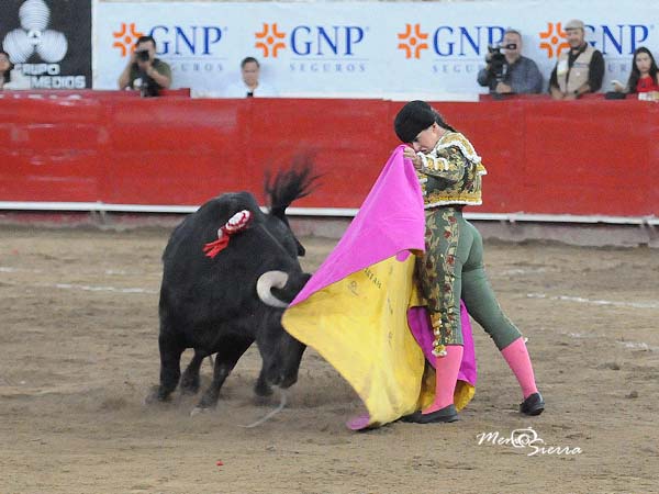 La hispana, con su segundo