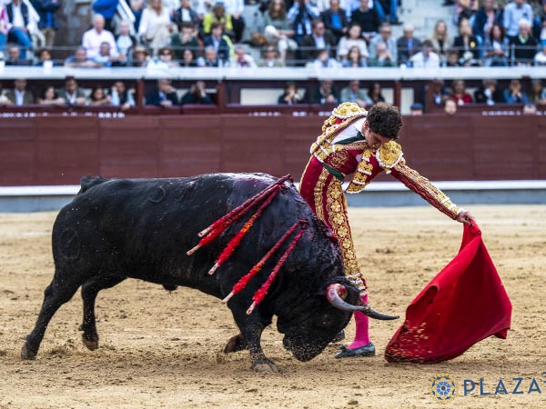 Templando por el izquierdo