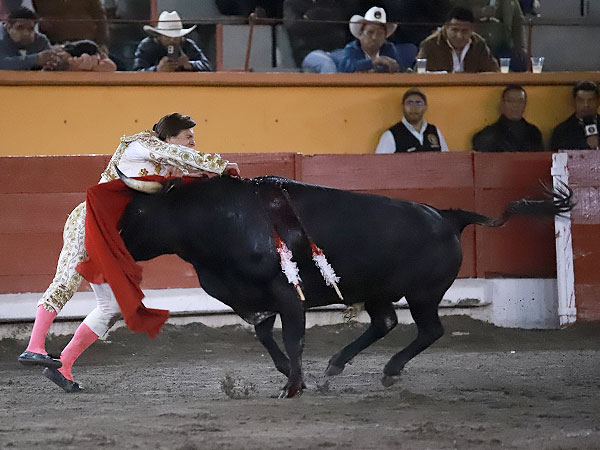 Entrando a matar con decisi�n