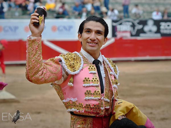 Ruiz corta una oreja de peso en Guadalajar