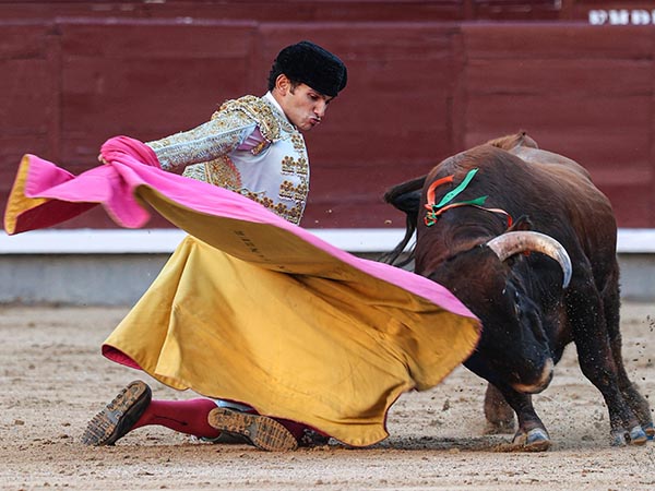 Las gaoneras de rodillas (Briones)