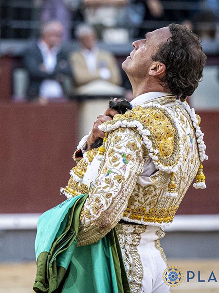 La segunda, para puerta grande