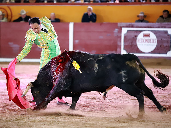 Trazo extraordinario